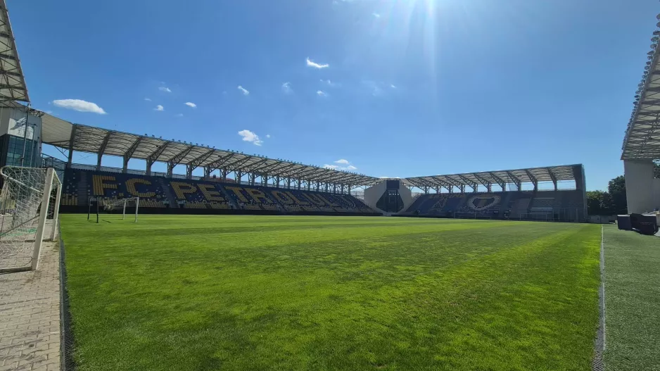 (Βίντεο-Φώτος kerkida) Γεύση... από "Stadion Ilie Oana" 