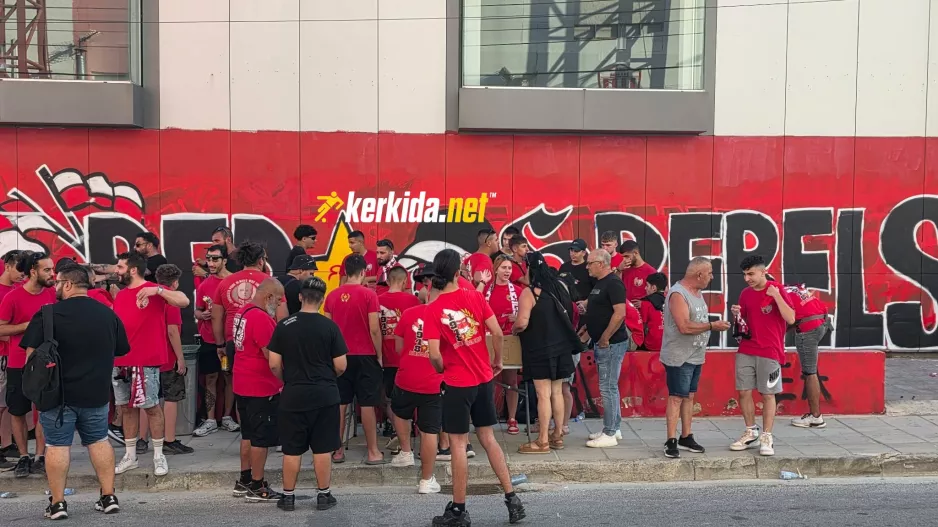 Άρχισαν... να μαζεύονται οι Σαλαμιναίοι