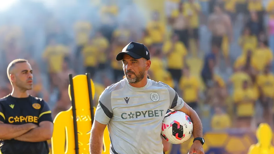 Προς... 4-2-3-1