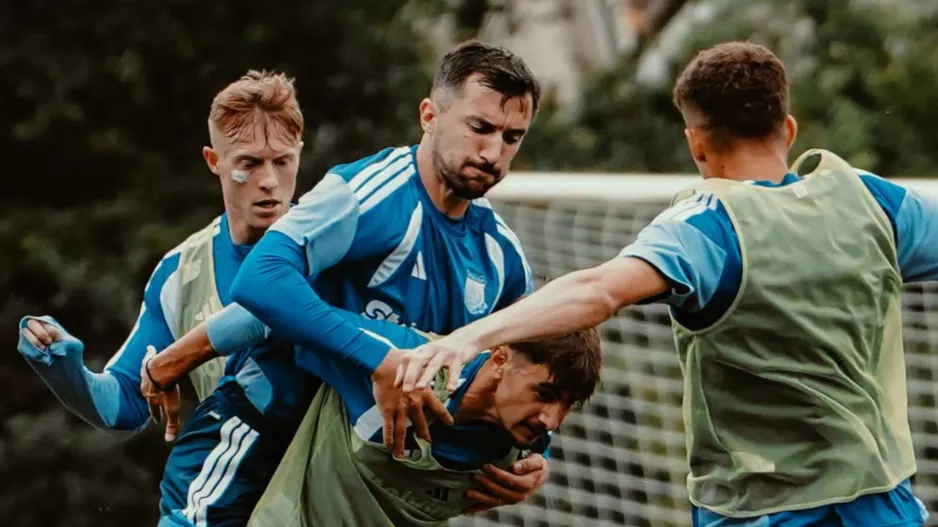 Μπαίνει στην… εξίσωση 