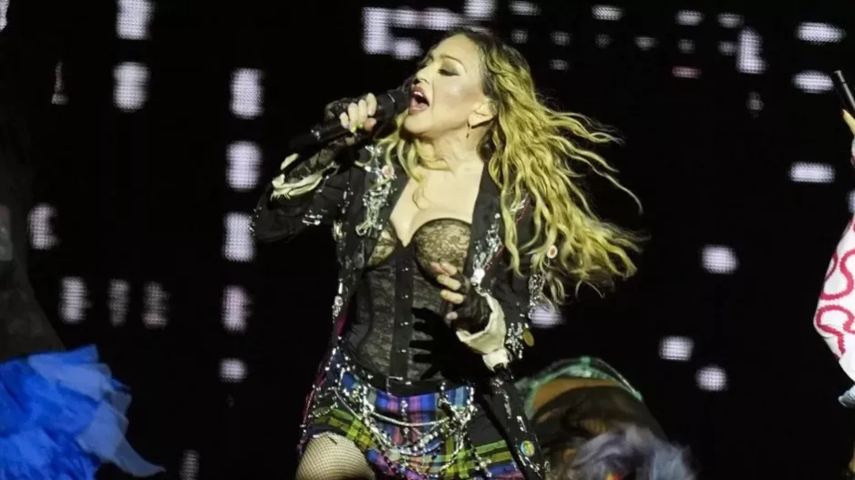 Παρέλαση αστέρων στο half-time show του Παγκοσμίου Κυπέλλου