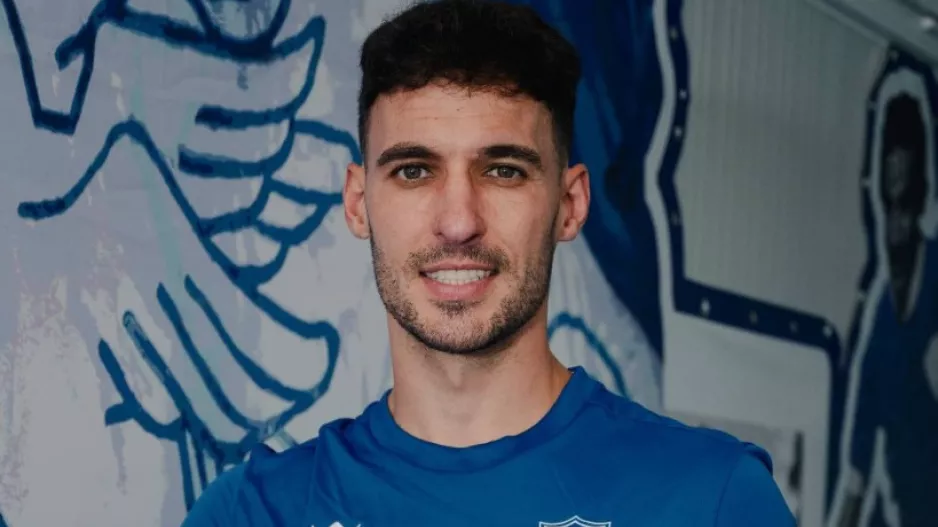 Ανακοίνωση για Unai García