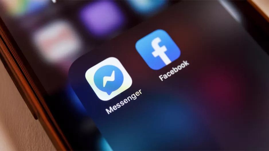 (UPD) Επανήλθε το Facebook!