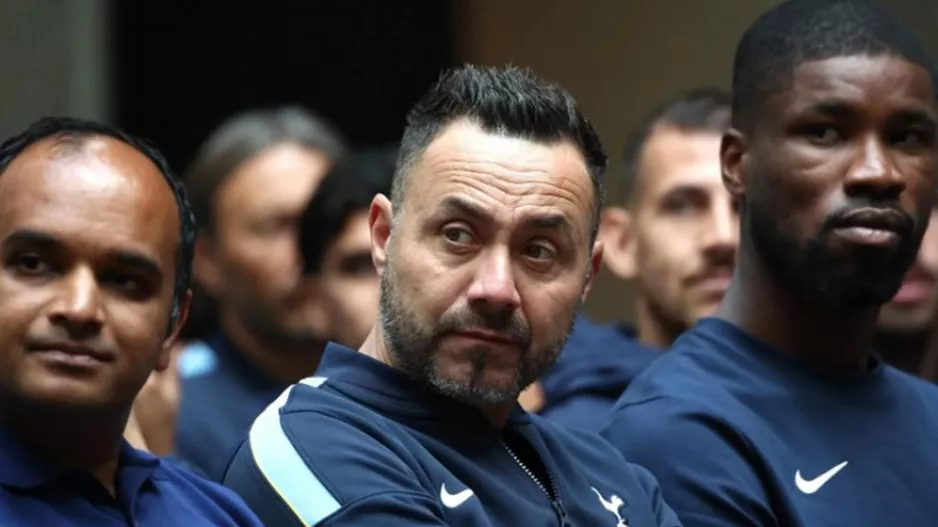 Τότεναμ: Παραδοσιακή υποδοχή των Μαορί στη Νέα Ζηλανδία