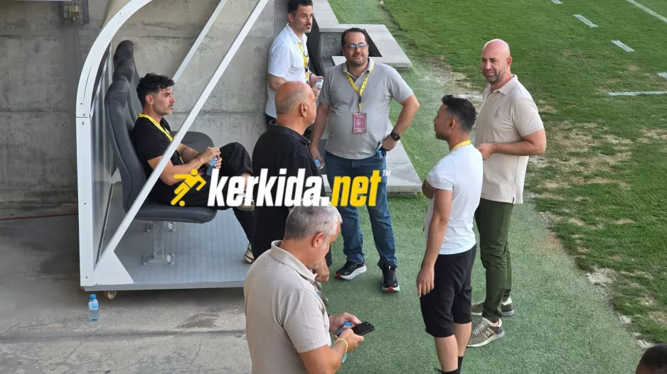 Υπό το βλέμμα... Καραπατάκη!