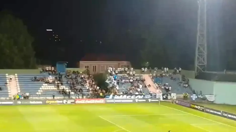 (Βίντεο kerkida) Έντονη βροχόπτωση στο "Tengiz Burjanadze Stadium"