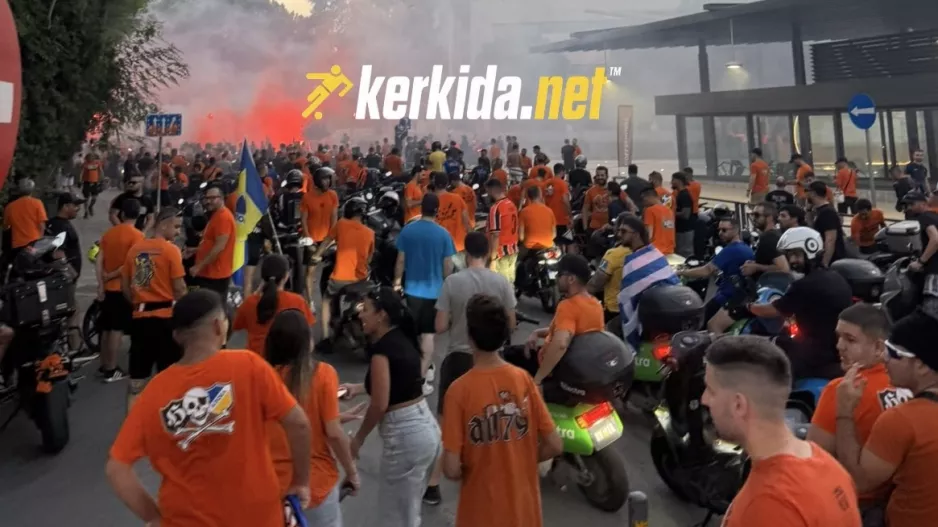 (ΦΩΤΟΣ Kerkida) Στο μνημείο του Καραολή η πορτοκαλί μοτοπορεία
