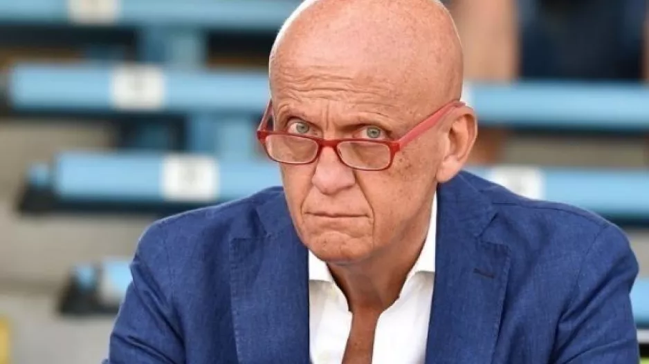 Η FIFA στηρίζει τους διαιτητές μετά τις αιχμές Ντεσάν