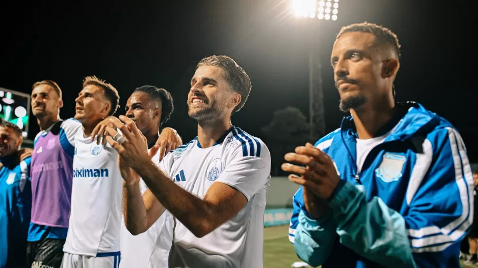 Πρώτη παράσταση... ιδανική!