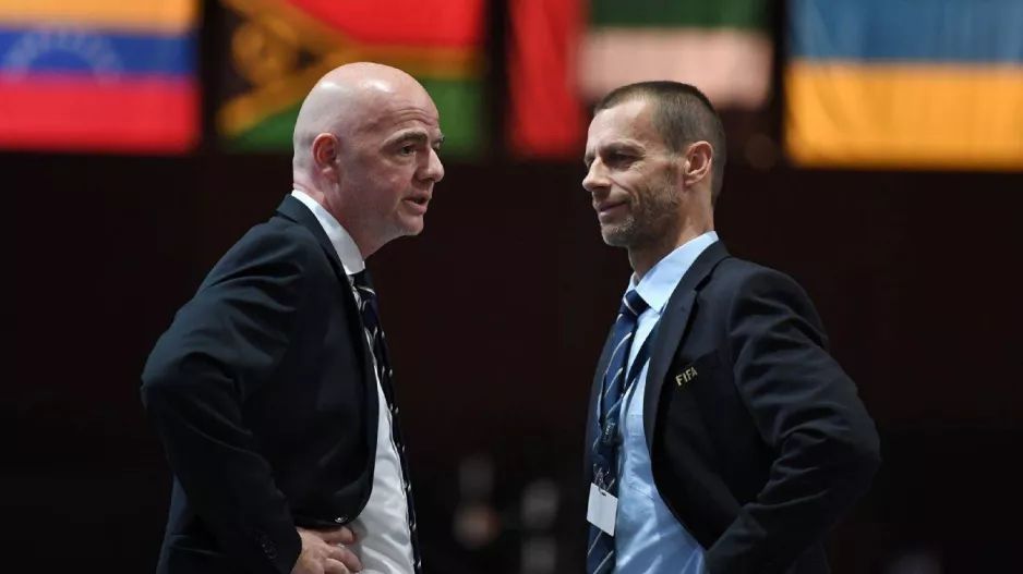 Μετά την...κωλοτούμπα, επίθεση από UEFA!