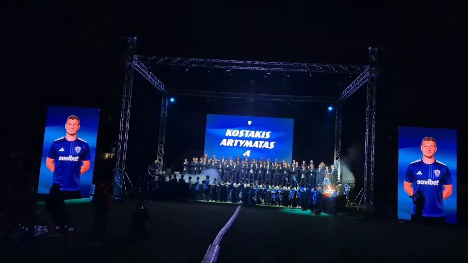 (Βίντεο kerkida) ΑΠΟΘΕΩΣΗ για Αρτυματά: "Είναι τρελός ο αρχηγός"
