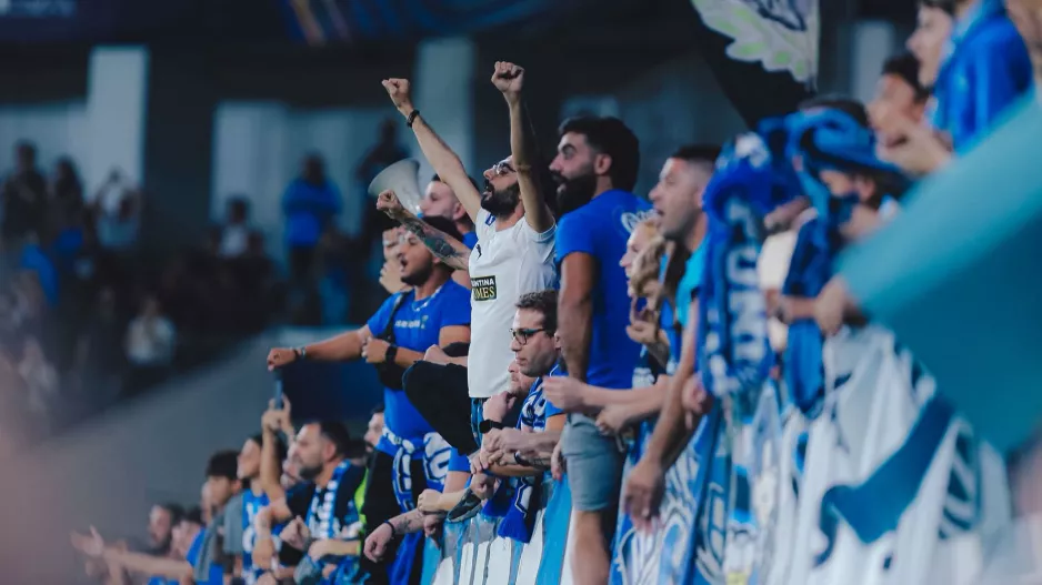 5,000... στη ρεβάνς