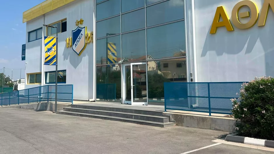 Η γυμνή αλήθεια φέρνει ανάγκες  πέραν των €2,000,000