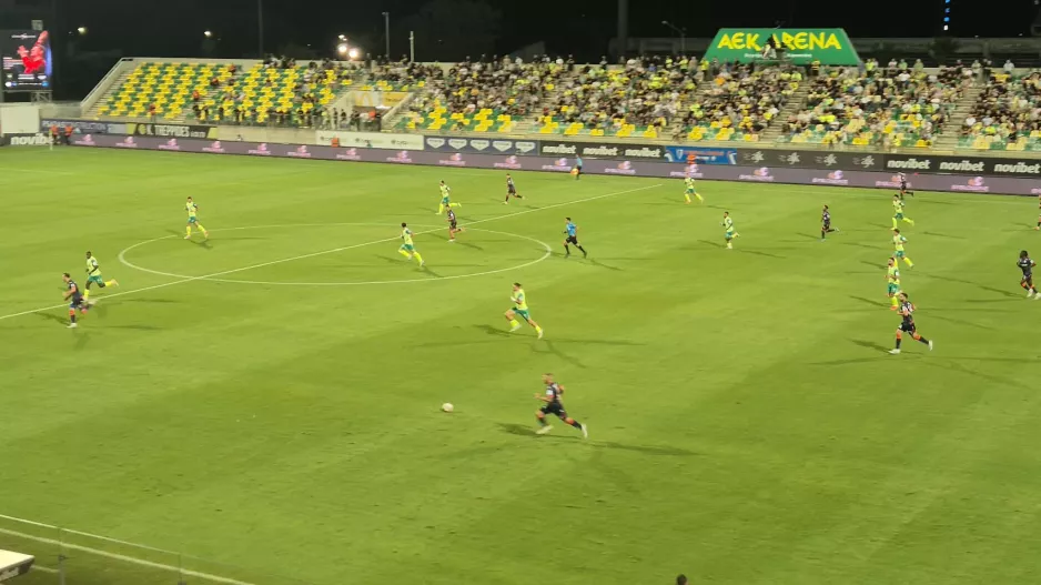 (LIVE) ΑΕΚ 2-0 ΑΠΟΕΛ