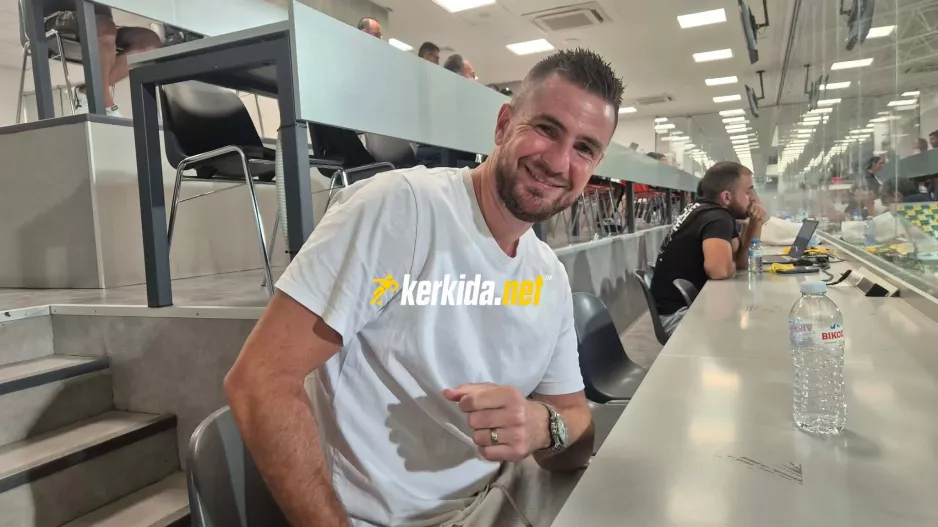 Ρομπέρζ στην Αρένα!