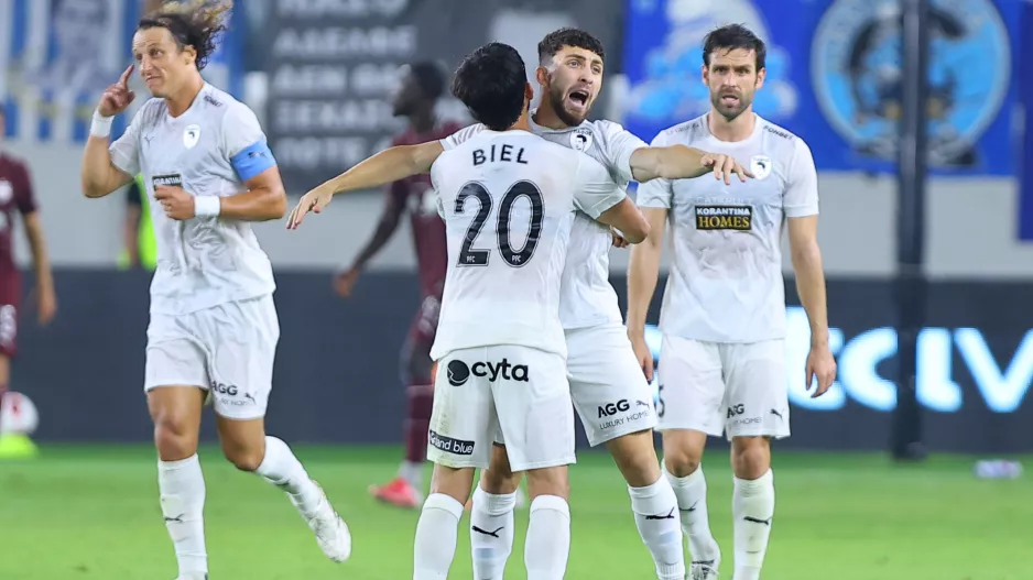 Οι ώρες με Dinamo City