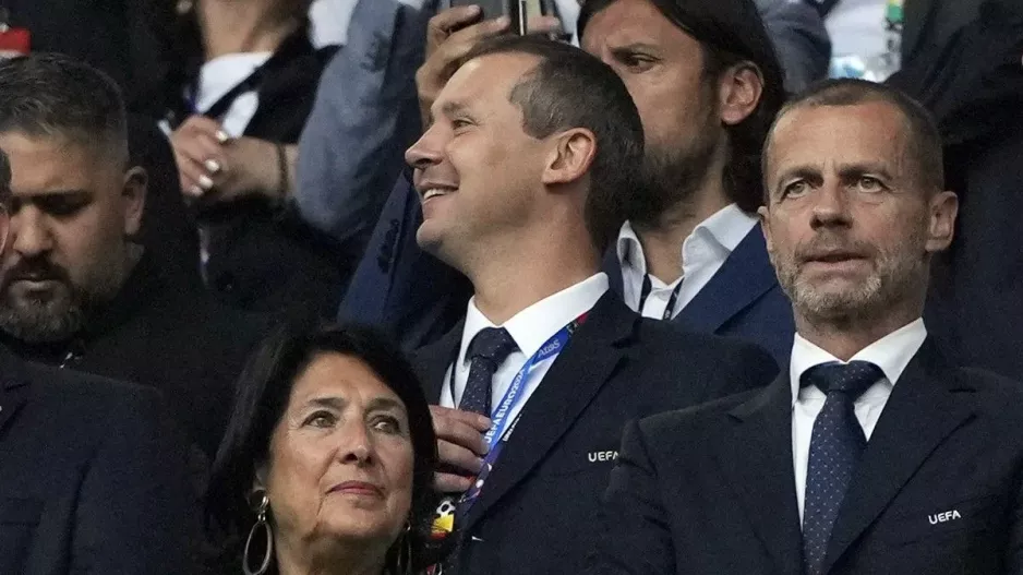 Σχέδιο Ινφαντίνο: Κορυφαίο στέλεχος αποχωρεί από τη FIFA