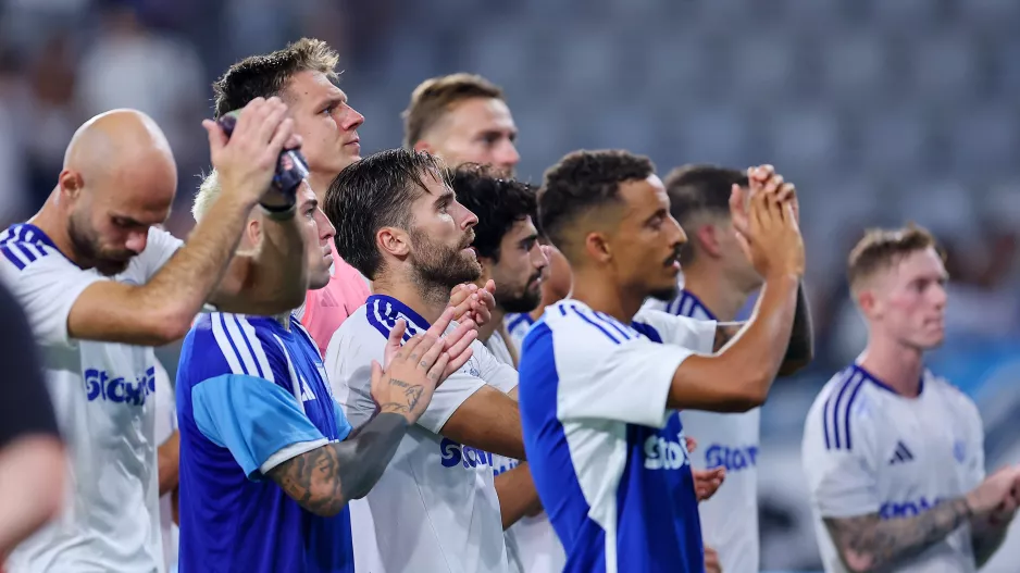 Τσεκ… για πρεμιέρα