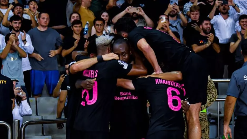Στην League Phase του Champions League Νταμπράουσκας και Σίμιτς!
