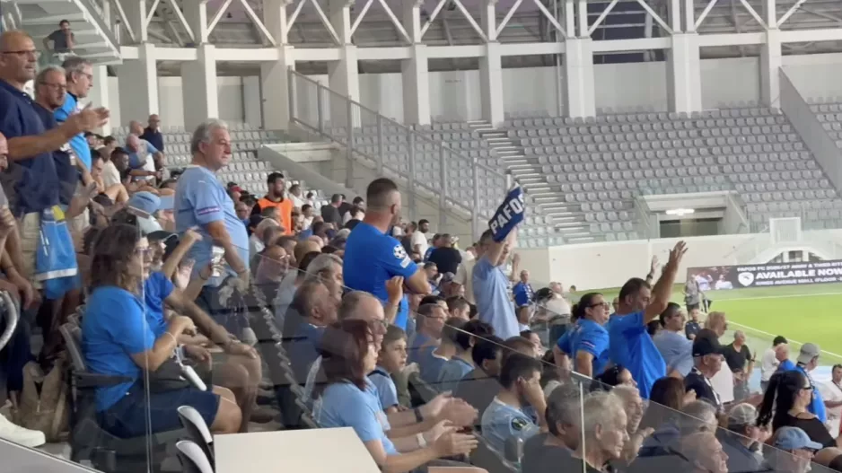 (Βίντεο Kerkida) Έπαιξε συρτάκι... στα μεγάφωνα του "Αλφαμέγα"! 