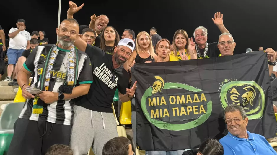 Τέτοια θέλει η μεγάλη... παρέα!