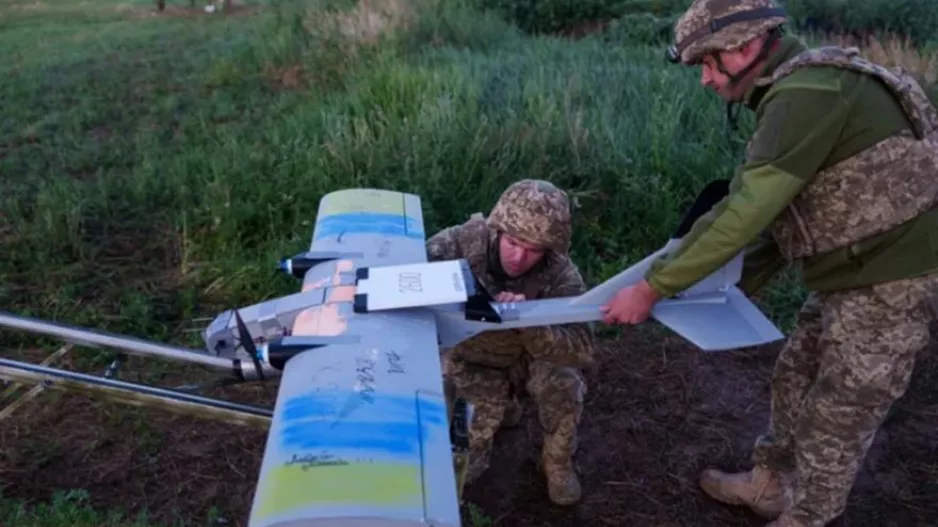 Μαζική ουκρανική επίθεση στη Μόσχα με 600 drones - Ρωσικά πλήγματα με νεκρούς στην Ουκρανία