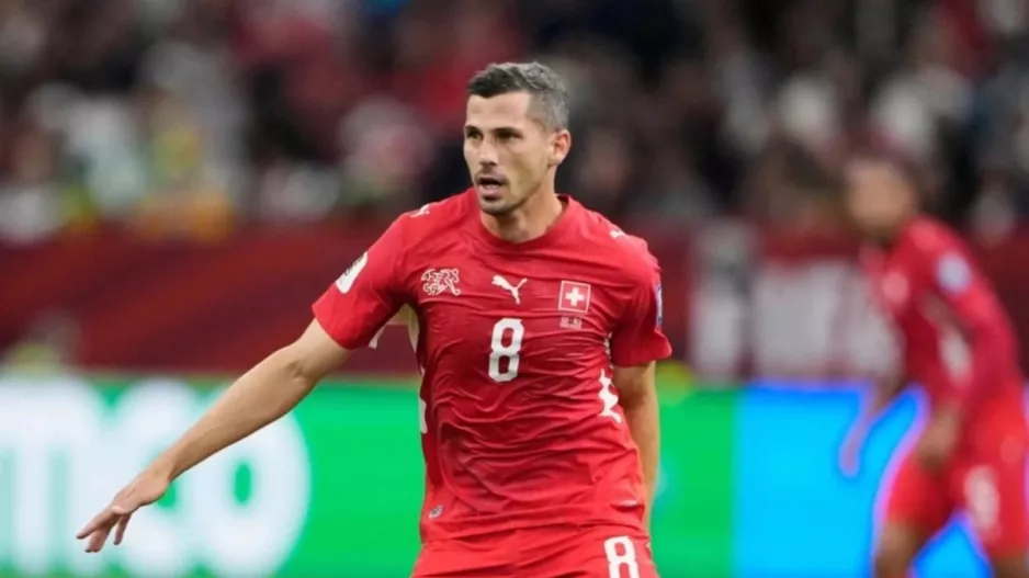 Διετές το deal με τον Ελβετό