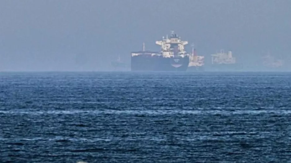 Το Ιράν έδωσε άδεια σε ιρακινά πετρελαιοφόρα να περάσουν από το Ορμούζ