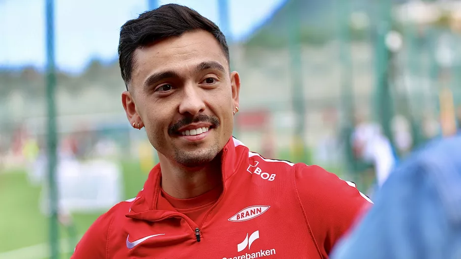 Niklas Castro/Απόλλων