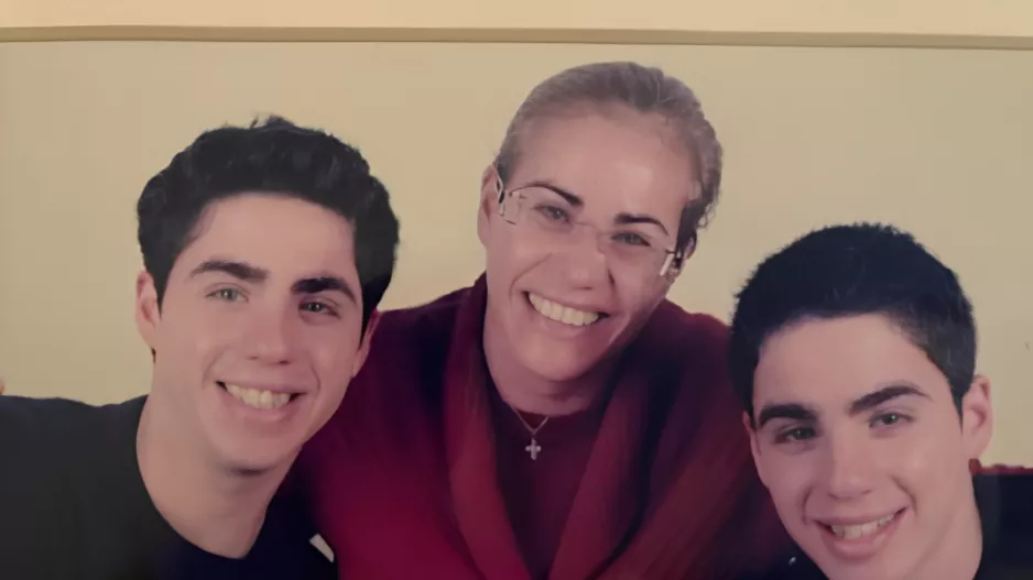 "Έφυγε" η Πόπη Χριστοφόρου – Η μάνα που έγινε η φωνή των διδύμων του Μαρί