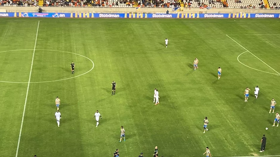 (LIVE/Ημίχρονο) ΑΠΟΕΛ 2-0 ΑΕΛ