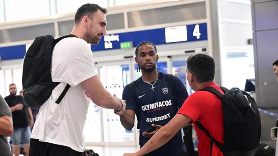 Με πλήρη αποστολή ο Ολυμπιακός στο Άμπου Ντάμπι