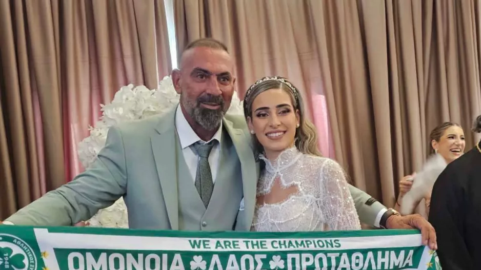 Στις χαρές με... Ομόνοια