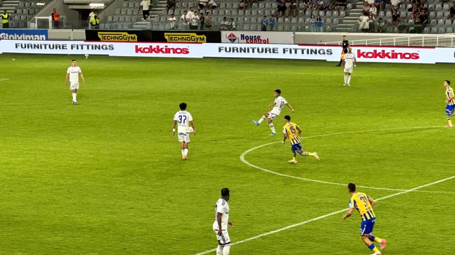 (LIVE) Απόλλων 2-1 ΑΠΟΕΛ