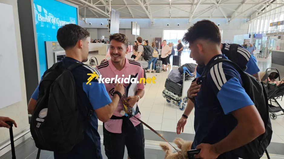 Συνάντηση... Τάσου με Ομονοιάτες! (Φώτος)