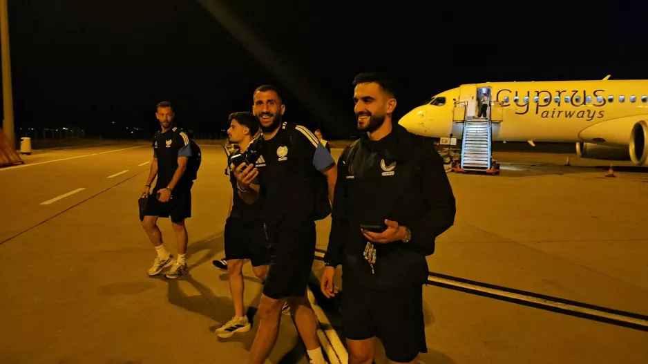 (Φώτος Kerkida) Η άφιξη της Εθνικής μας