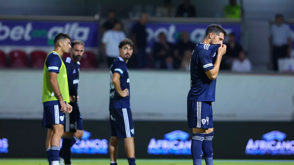 Στο ίδιο έργο θεατές… 