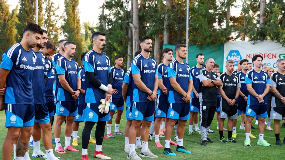 Κόντρα στην παράδοση