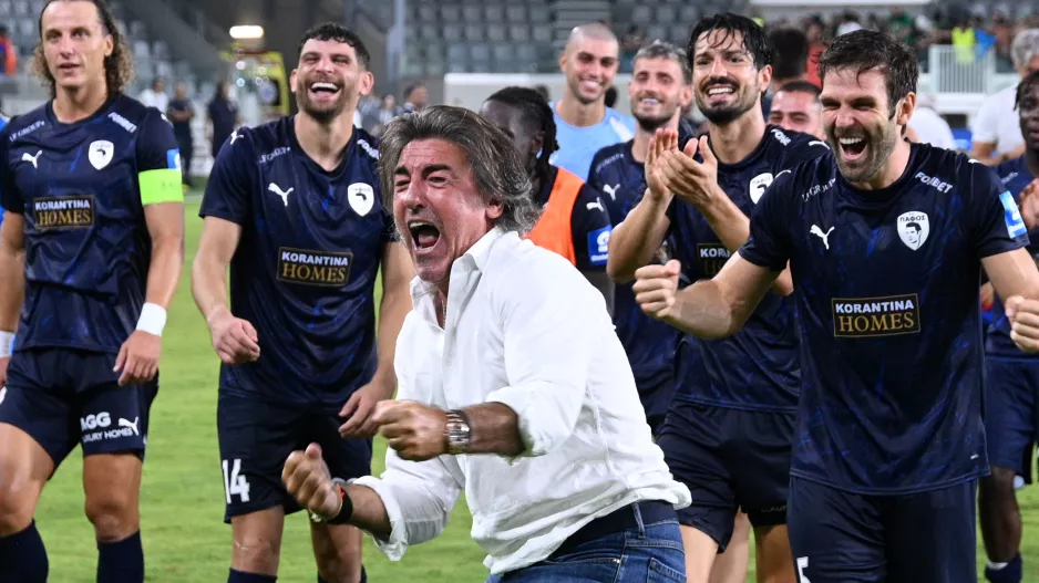 Για το τρίτο… "διπλό" του στην Αρένα