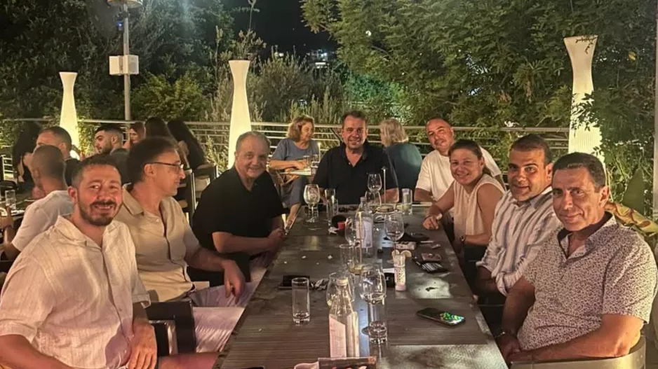 ΑΕΛ/Δείπνο 