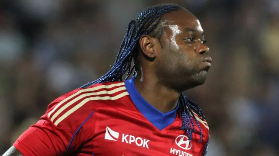 Ξέσπασε σε κλάματα στο αντίο του στο ποδόσφαιρο στα 42 του