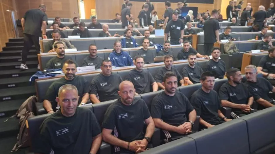 Στην Ελβετία/UEFA Pro