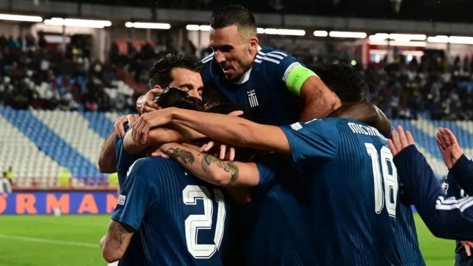 Μυθικό ΔΙΠΛΟ στην Γερμανία η Ελλαδάρα!