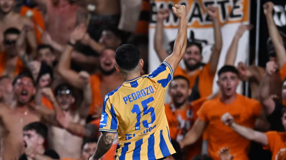 Ακόμη... ψηλότερα ο Fabricio Pedrozo! 