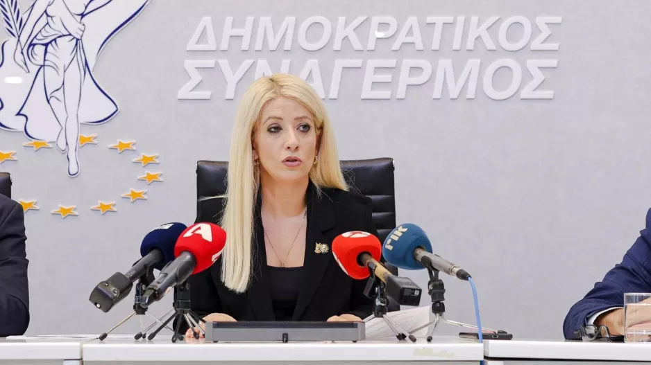 Επίσημα στη μάχη για το χρίσμα η Αννίτα: "Θέτω εαυτόν στα μέλη του ΔΗΣΥ"