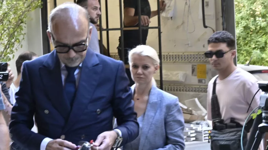 Θάνατος Μαζωνάκη: Συνελήφθησαν οι δύο γιατροί για θανατηφόρα έκθεση σε κίνδυνο