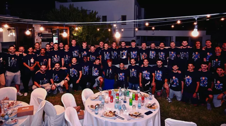 (Φώτος) Οικογενειακή βραδιά για τα "περιστέρια"