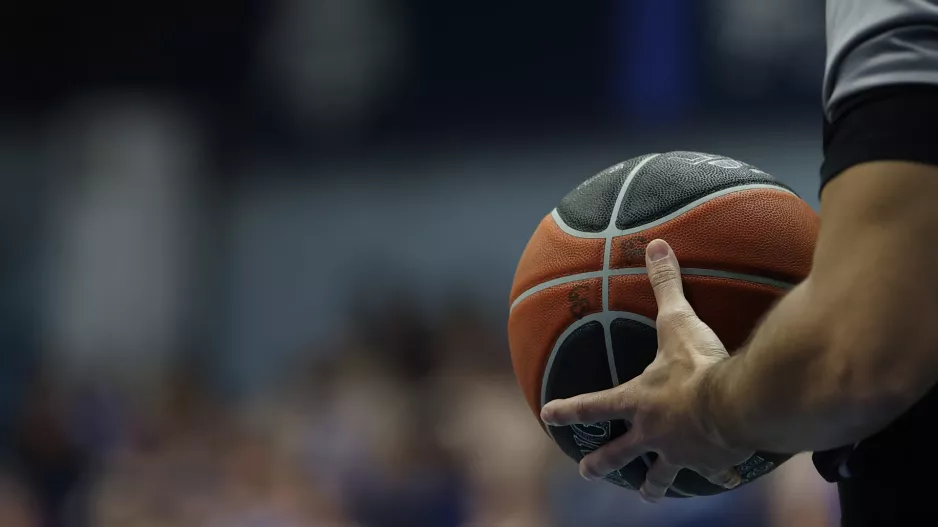 Σκάνδαλο/Ελλάδα (σχολικός αγώνας στην Πάφο)!