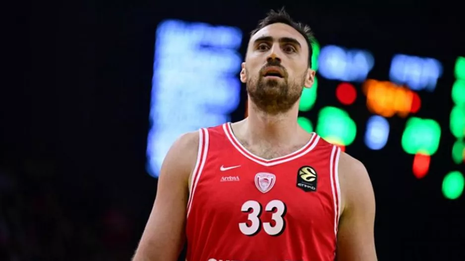 Πρόβλημα ΚΑΙ με Μιλουτίνοφ στον Ολυμπιακό!