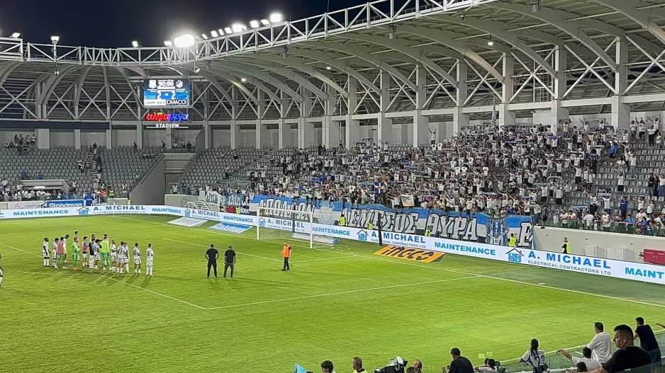 Προσοχή σε γήπεδο και κερκίδα!